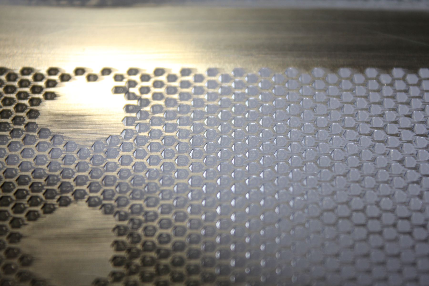 Fig 16. Deformed thermal paste deposition pattern resulting from lifting the stencil too quickly.